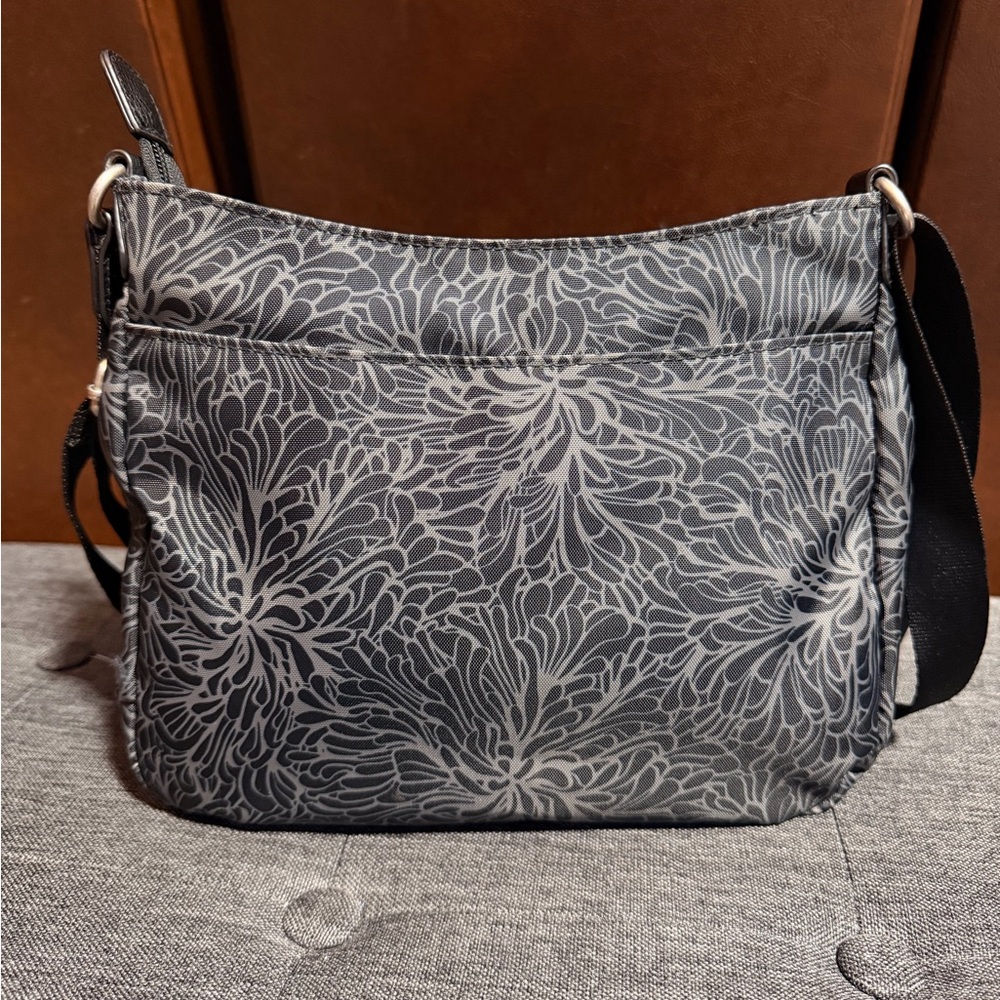 Baggallini Black and Gray Floral Crossbody Bag - Picture 4 of 9